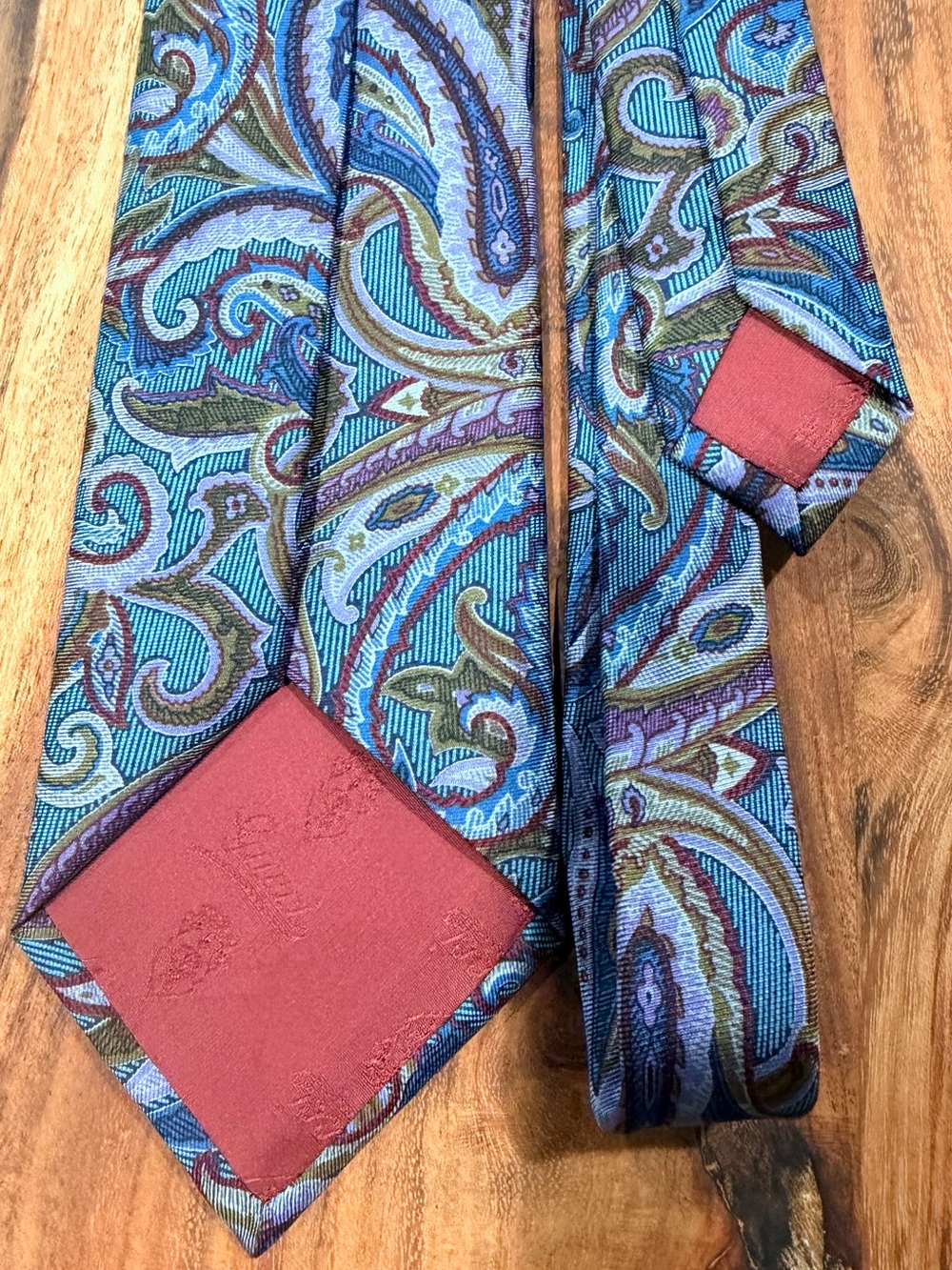 Vintage GUCCI 100% Silk Necktie - Picture 4 of 5